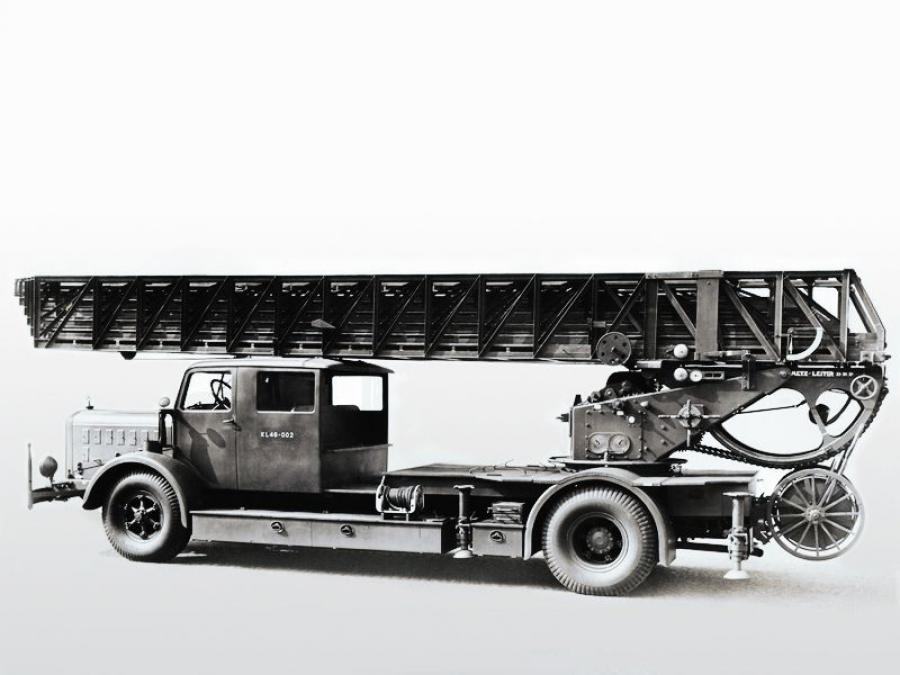  Mercedes-Benz LD6500 Metz KL-46 Feuerwehr-Drehleiter 1936 года  (фото 1 из 1)
